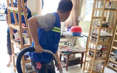 Vệ sinh nhà cũ lâu năm đẹp như mới bằng cách nào?