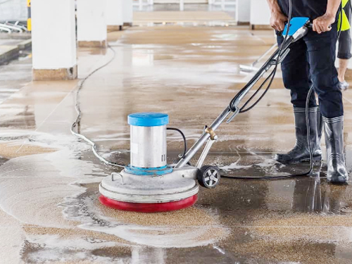 Làm sạch sàn nhà bị dính sơn cho nhiều công trình